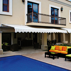 tenda da sole a proiezione