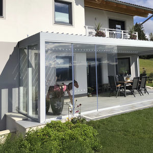 pergola addossata