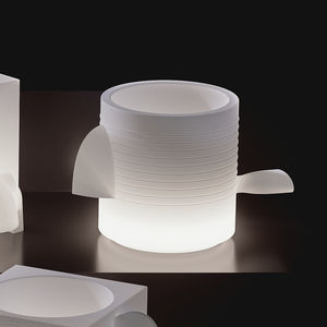 vaso contemporaneo