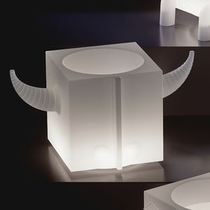 vaso contemporaneo