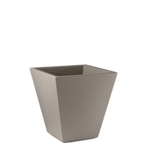 vaso da giardino quadrato 1