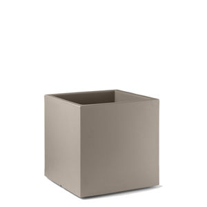 vaso da giardino quadrato 1