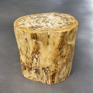 tavolo d'appoggio contemporaneo