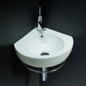 lavabo sospeso / d'angolo / in ceramica / moderno