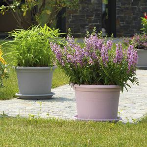 vaso da giardino in plastica
