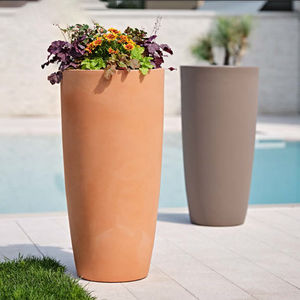 vaso da giardino in terracotta