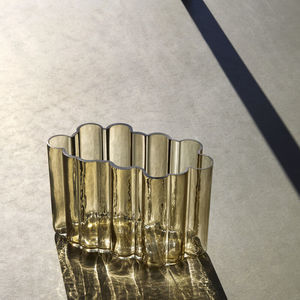 vaso contemporaneo