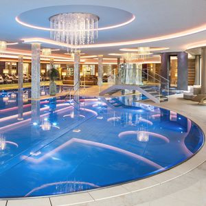 piscina a straripamento 1