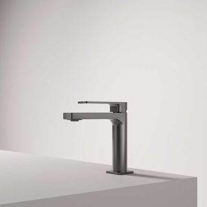 miscelatore per lavabo 1