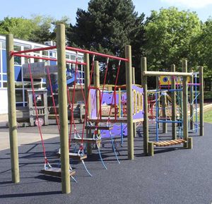 struttura d'arrampicata per parco giochi 1