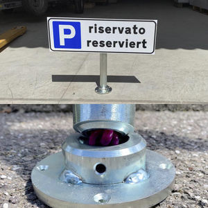 palo per segnaletica stradale