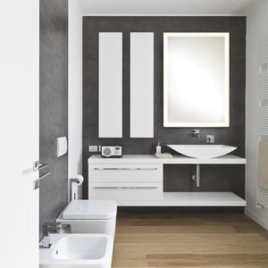 specchio da bagno a muro