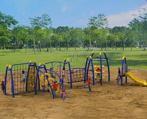 struttura d'arrampicata per parco giochi