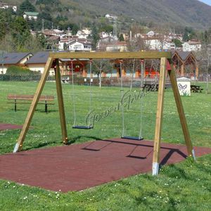 altalena in legno