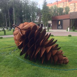 scultura in corten
