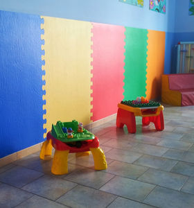 piastrella proteggi muro 1