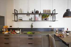 cucina moderna / in quercia / in pietra / in ferro