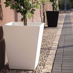 vaso da giardino in polietilene / quadrato / per uso residenziale / contract