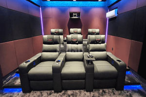sala di home cinema privata