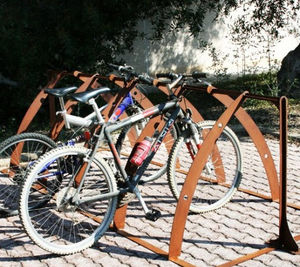 rastrelliera per biciclette in acciaio COR-TEN®