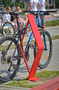 poggia-biciclette a muro