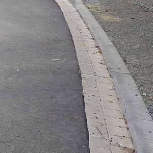 canaletta di drenaggio con pendenza