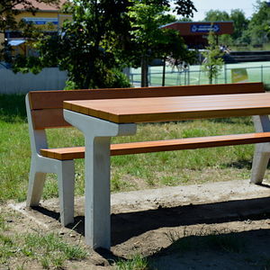 tavolo contemporaneo 1