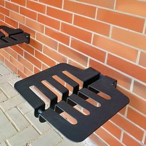 sgabello contemporaneo