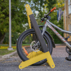 rastrelliera per biciclette a pavimento 1