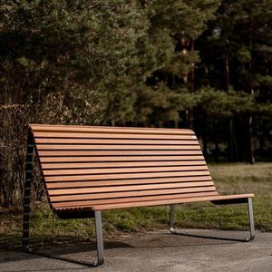 panca per spazi pubblici contemporanea 1