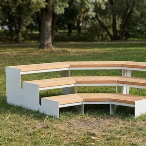 panca per spazi pubblici contemporanea 1