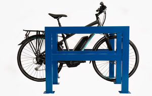 poggia-biciclette a pavimento