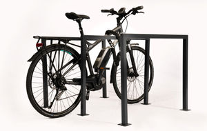 poggia-biciclette a pavimento