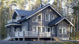 casa in legno massiccio assemblato