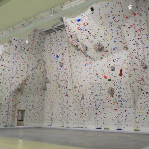 parete d'arrampicata fissa