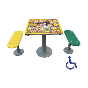 tavolo da gioco per bambini per esterni 1