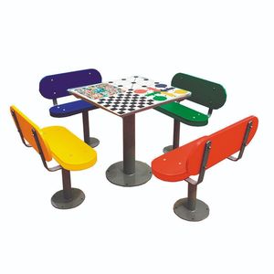 tavolo da gioco per bambini per esterni 1
