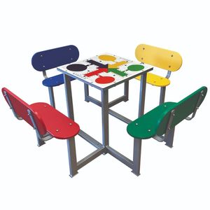 tavolo da gioco per bambini per esterni 1