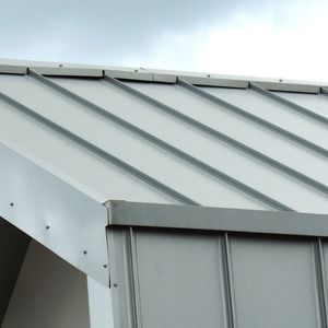 copertura in acciaio / con giunti a doppia aggraffatura