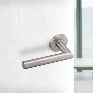 maniglia per porta 1