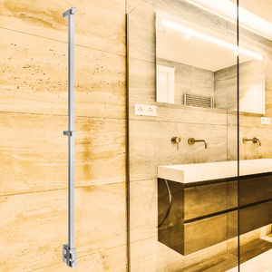 scaldasalviette ad acqua calda