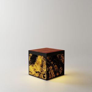 tavolino basso contemporaneo