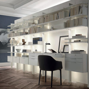 set scrivania e scaffale