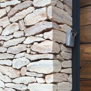 blocco in pietra per muro