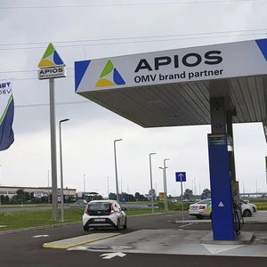 insegna commerciale sporgente