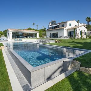 piscina a straripamento 1