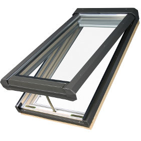 finestra da tetto in legno