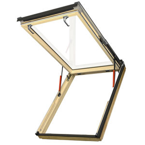 finestra da tetto in legno