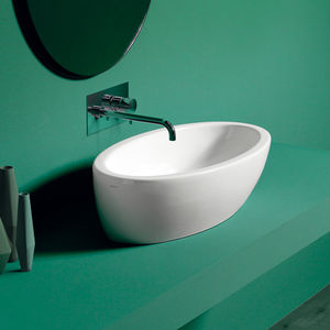 lavabo da appoggio / ovale / in ceramica / moderno