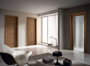 porta da interni / battente / in legno / vetrata